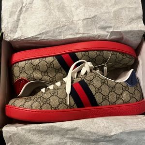 Gucci Ace GG Supreme